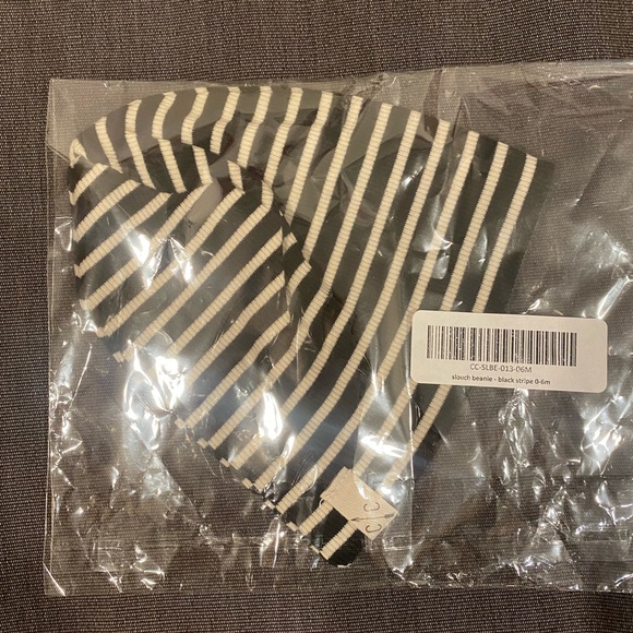 BRAND NEW: CHILDHOODS Stripped Beanie - Picture 3 of 4